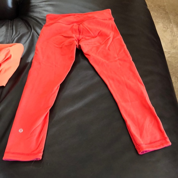 Lululemon Reversible Legging - Picture 2 of 5